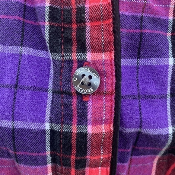 Victoria’s Secret collared plaid PJ top XS - Picture 6 of 11
